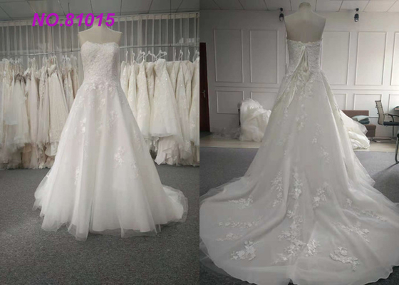 Lovely Sweetheart Sleveless Wedding Dressing Gowns Backless Lace Up Lace Sequins