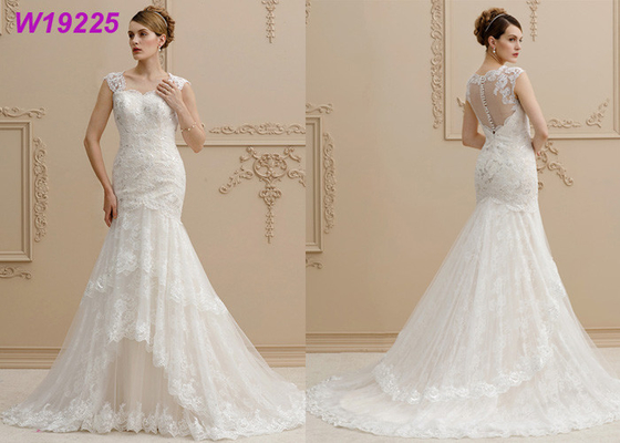 Elegantly Sweetheart Female Wedding Dress With Long Lace Sweep Train Sleeveless
