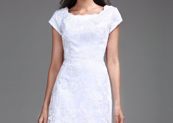 Polyester Slim Traditional Wedding Gowns / Brand Design Spring Wedding Dresses