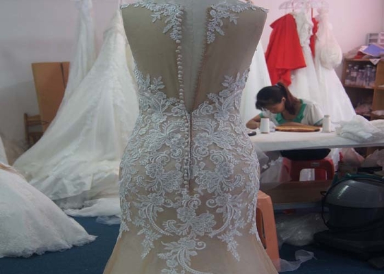 Lovely Lace Multi Colored Wedding Gowns Column Embroidered Celebrity Mermaid