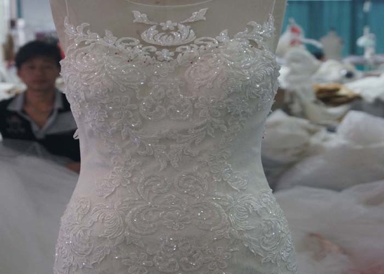 Sleeveless Style Fit And Flare Wedding Dress , Woman Tulle Mermaid Bridal Gowns