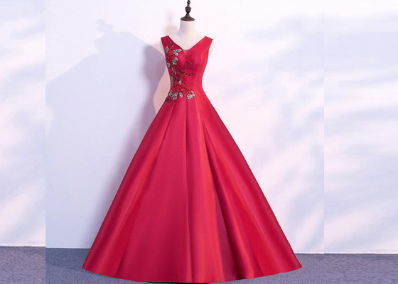 Women Deep Black Strapless Prom Dress / Sexy European Prom And Evening Dresses