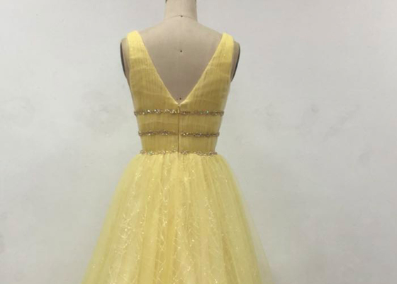 Bling Yellow Sleeveless Prom Ball Gowns For Ladies Beading Pattern Customized Size
