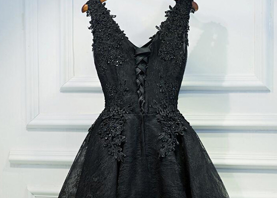 Homecoming Black Lace Cocktail Dress / Beach Sleeveless Short Cocktail Dresses