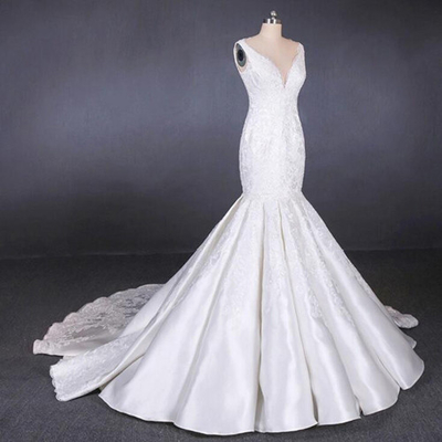 Fish Tail Ladies Wedding Dress Long Tail Satin Lace Mermaid Style Wedding Dress